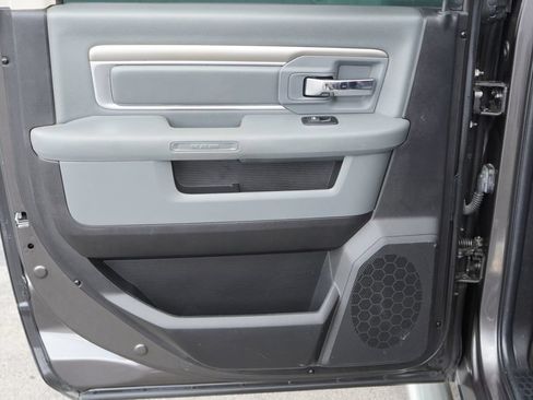 Used 2017 RAM 1500 Big Horn AWD/4WD image 30