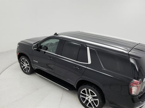 Used 2021 Chevrolet Tahoe LT image 14