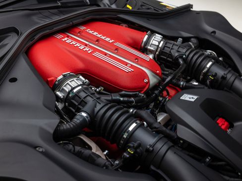 Certified 2025 Ferrari 12Cilindri image 46