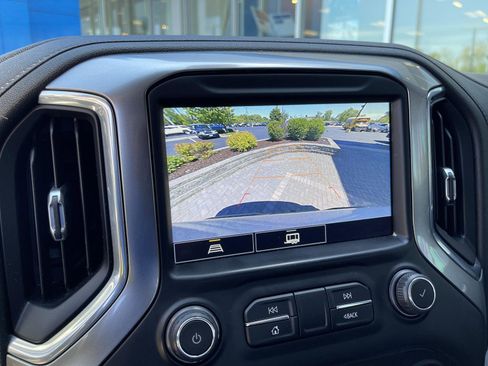 Used 2021 Chevrolet Silverado 1500 LT Trail Boss w/ Convenience Package II AWD/4WD image 30