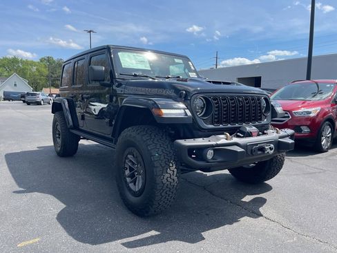 New 2025 Jeep Wrangler Unlimited Rubicon 392 image 4