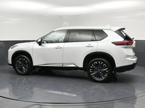 New 2026 Nissan Rogue Platinum w/ Tech Package image 30