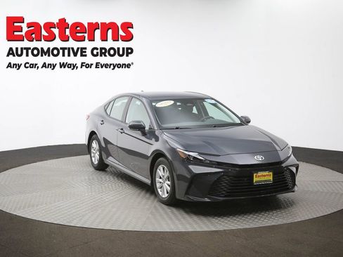 Used 2025 Toyota Camry LE FWD image 49