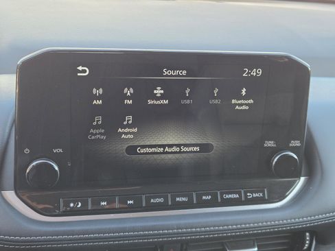 Used 2022 Nissan Rogue Platinum w/ Head-Up Display Package image 9