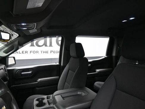 Used 2020 Chevrolet Silverado 1500 Custom w/ Custom Value Package AWD/4WD image 18