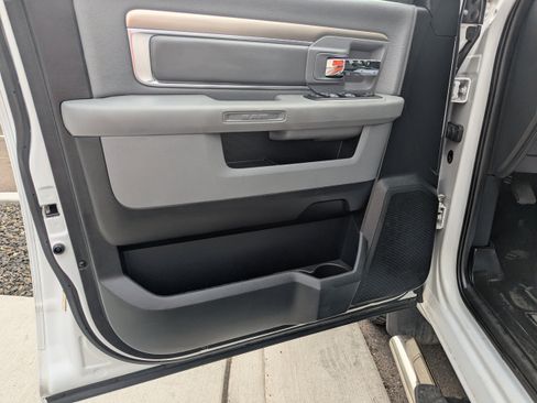 Used 2017 RAM 1500 Outdoorsman AWD/4WD image 10
