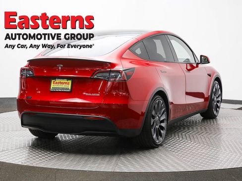 Used 2022 Tesla Model Y Performance image 5