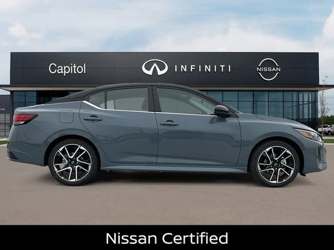 Certified 2025 Nissan Sentra SR image 4