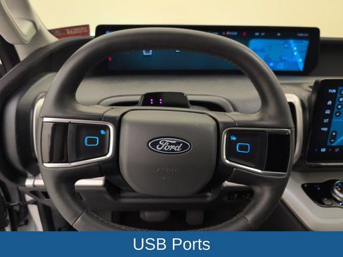 Used 2025 Ford Expedition Active RWD image 37