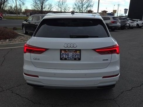 Used 2021 Audi Q3 2.0T Premium w/ Convenience Package image 5
