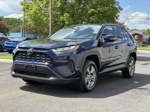 Used 2024 Toyota RAV4 XLE FWD image 24