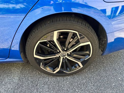 Used 2025 Nissan Altima 2.5 SR FWD image 19