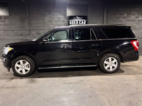 Used 2019 Ford Expedition Max XLT w/ Equipment Group 202A AWD/4WD image 1