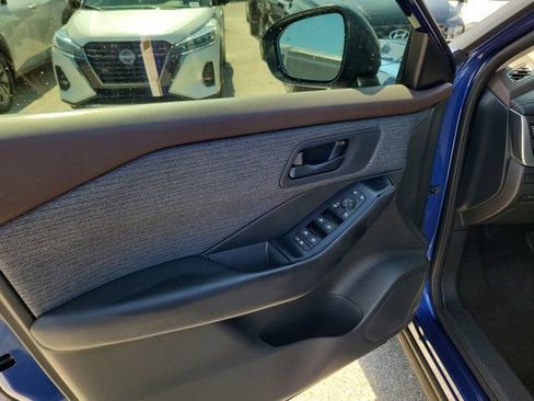 Certified 2023 Nissan Rogue S FWD image 22