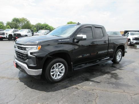 Certified 2023 Chevrolet Silverado 1500 LT AWD/4WD image 10