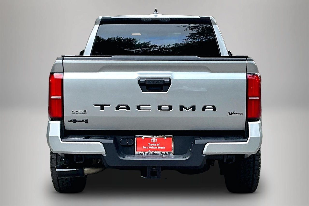 Used 2025 Toyota Tacoma SR5 AWD/4WD image 6