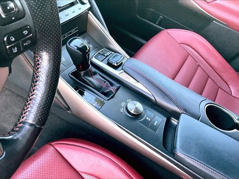 Used 2017 Lexus IS 300 F Sport image 16