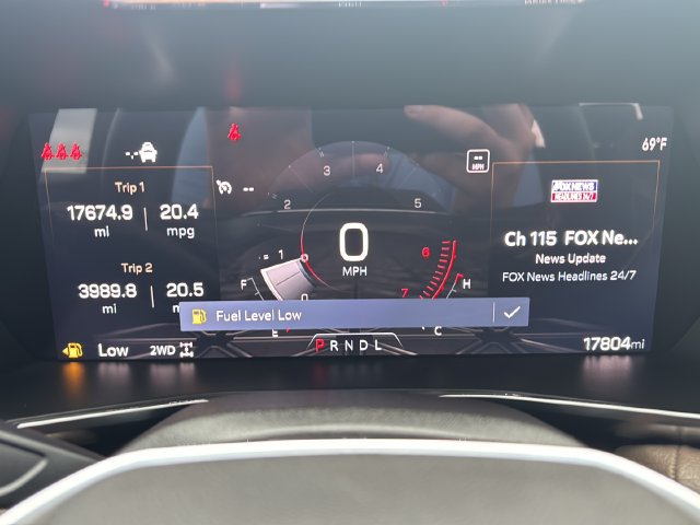 Used 2025 GMC Canyon Denali AWD/4WD image 20