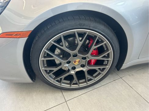 Used 2022 Porsche 911 Carrera 4S image 7