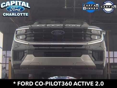 Used 2026 Ford Expedition Platinum AWD/4WD image 3