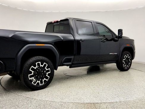 Used 2025 GMC Sierra 2500 AT4 w/ AT4 Premium Plus Package AWD/4WD image 5