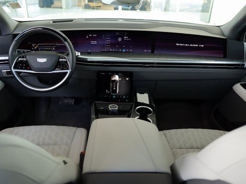 Used 2025 Cadillac Escalade IQ Sport 1 image 24