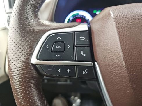 Certified 2022 Toyota Sienna Platinum FWD image 20