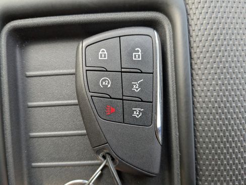 Used 2024 Chevrolet Suburban RST w/ Luxury Package image 32