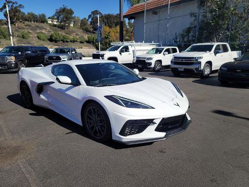 Used 2026 Chevrolet Corvette Stingray Coupe w/ Battery Protection Package image 2