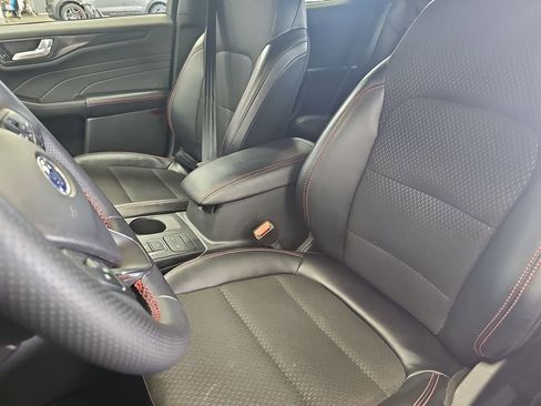 Used 2025 Ford Escape ST-Line AWD/4WD image 13