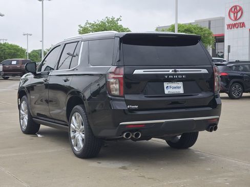 Used 2021 Chevrolet Tahoe High Country w/ Premium Package AWD/4WD image 5