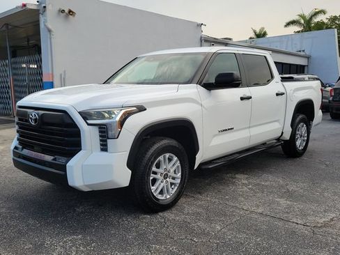 Used 2024 Toyota Tundra SR5 AWD/4WD image 31