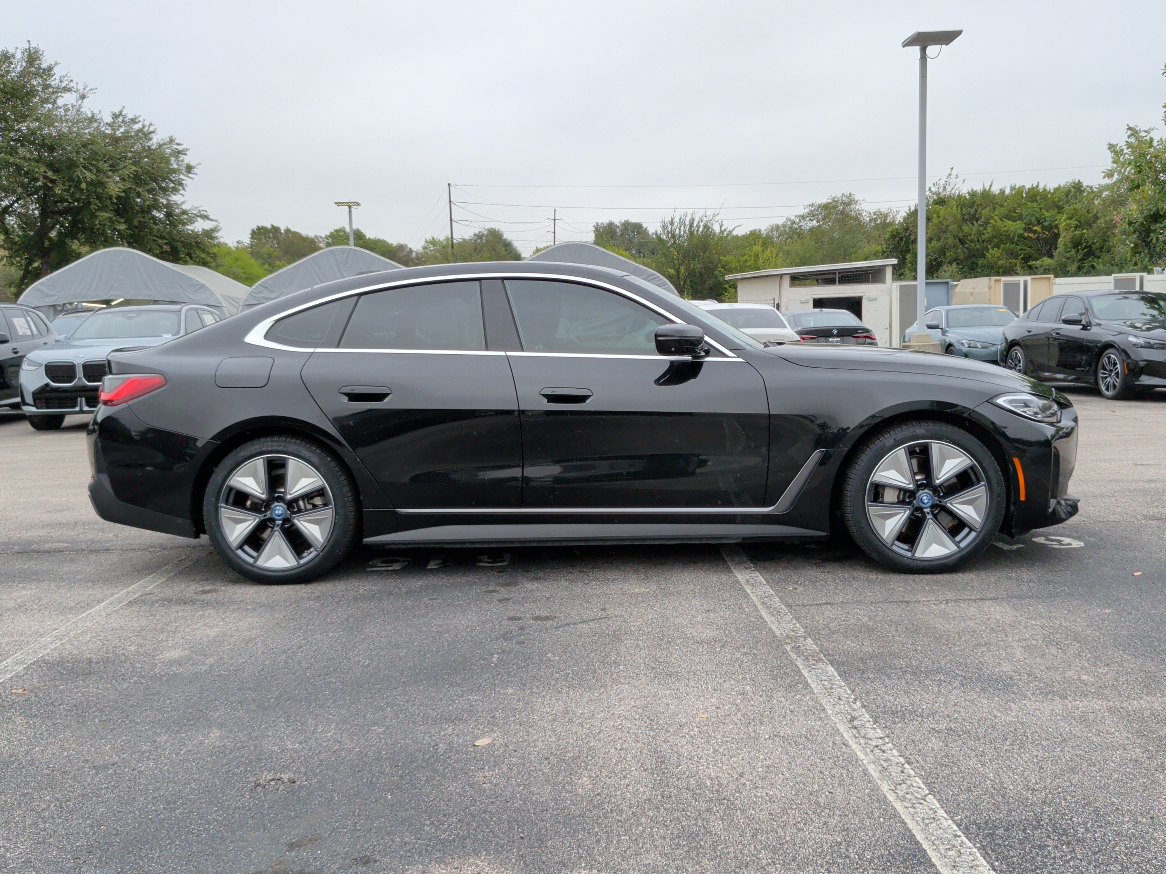 Used 2023 BMW i4 eDrive35 w/ Premium Package RWD image 6