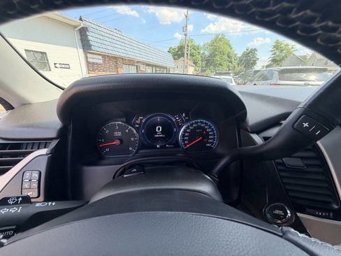 Used 2019 GMC Yukon XL Denali w/ Denali Ultimate Package AWD/4WD image 16