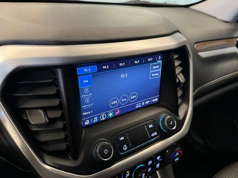 Used 2023 GMC Acadia SLE w/ Elevation Edition AWD/4WD image 13