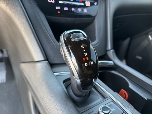 Used 2020 Cadillac XT5 Premium Luxury AWD/4WD image 35