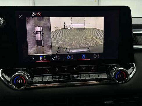 New 2026 GMC Canyon Elevation w/ Convenience Package image 3