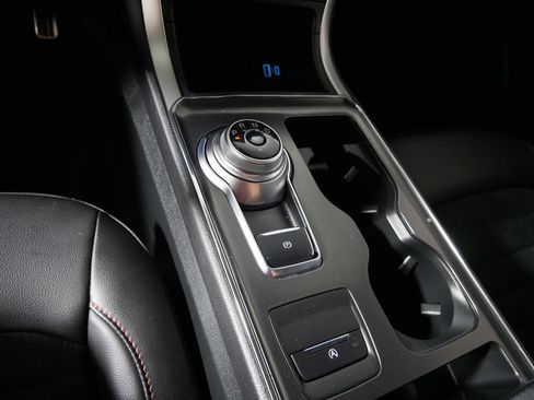 Used 2024 Ford Edge ST-Line AWD/4WD image 24