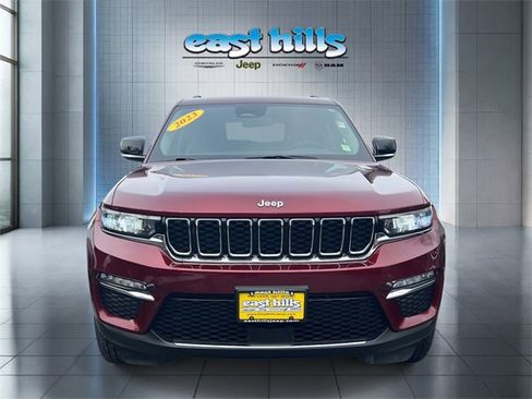 Certified 2023 Jeep Grand Cherokee Limited image 2