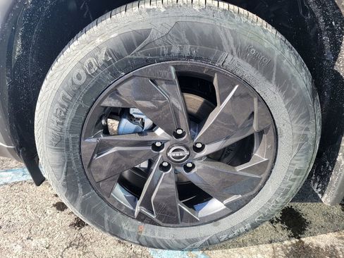 New 2026 Nissan Rogue SV AWD/4WD image 11