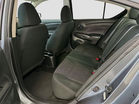 Used 2018 Nissan Versa SV FWD image 27