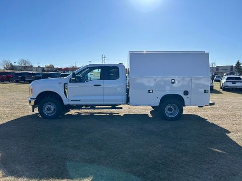 New 2026 Ford F350 XL w/ XL Chrome Package AWD/4WD image 9