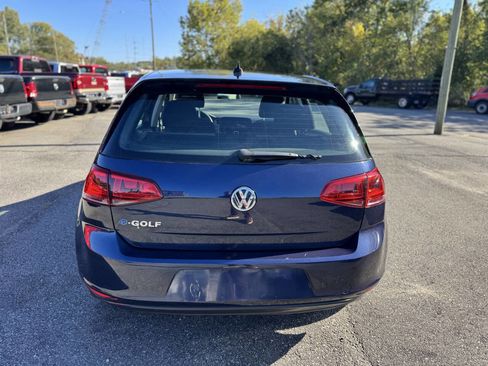 Used 2016 Volkswagen e-Golf SE image 19