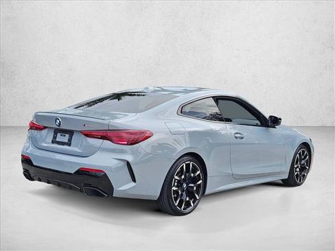Used 2025 BMW M440i Coupe w/ Premium Package RWD image 5