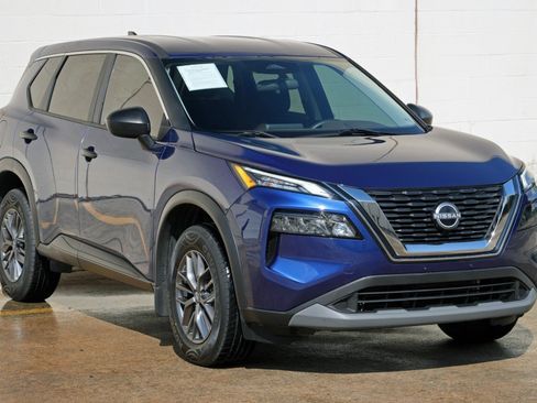 Used 2023 Nissan Rogue S AWD/4WD image 47
