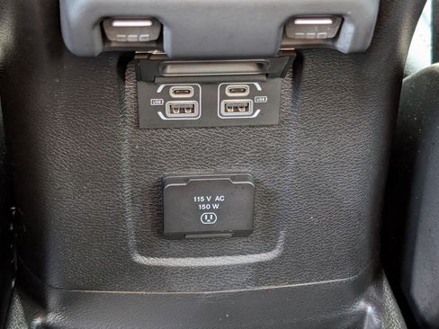 Used 2024 Jeep Wrangler Unlimited Sahara AWD/4WD image 26