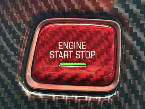 Used 2015 Chevrolet Corvette Stingray Coupe image 27