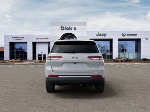 New 2026 Jeep Grand Cherokee L 4WD image 7