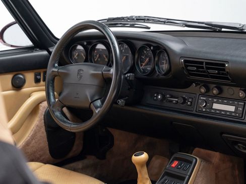 Used 1998 Porsche 911 Carrera RWD image 39