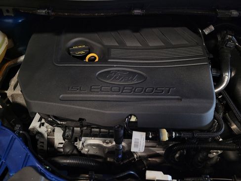 Used 2017 Ford Escape SE image 30